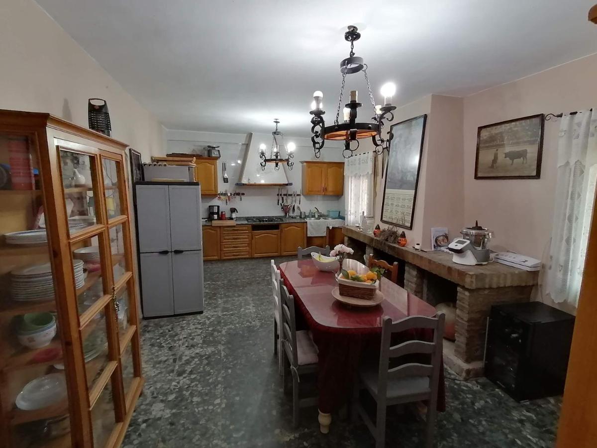 Rancho Jardines De Marchenilla Villa Alcalá de Guadaira Eksteriør bilde